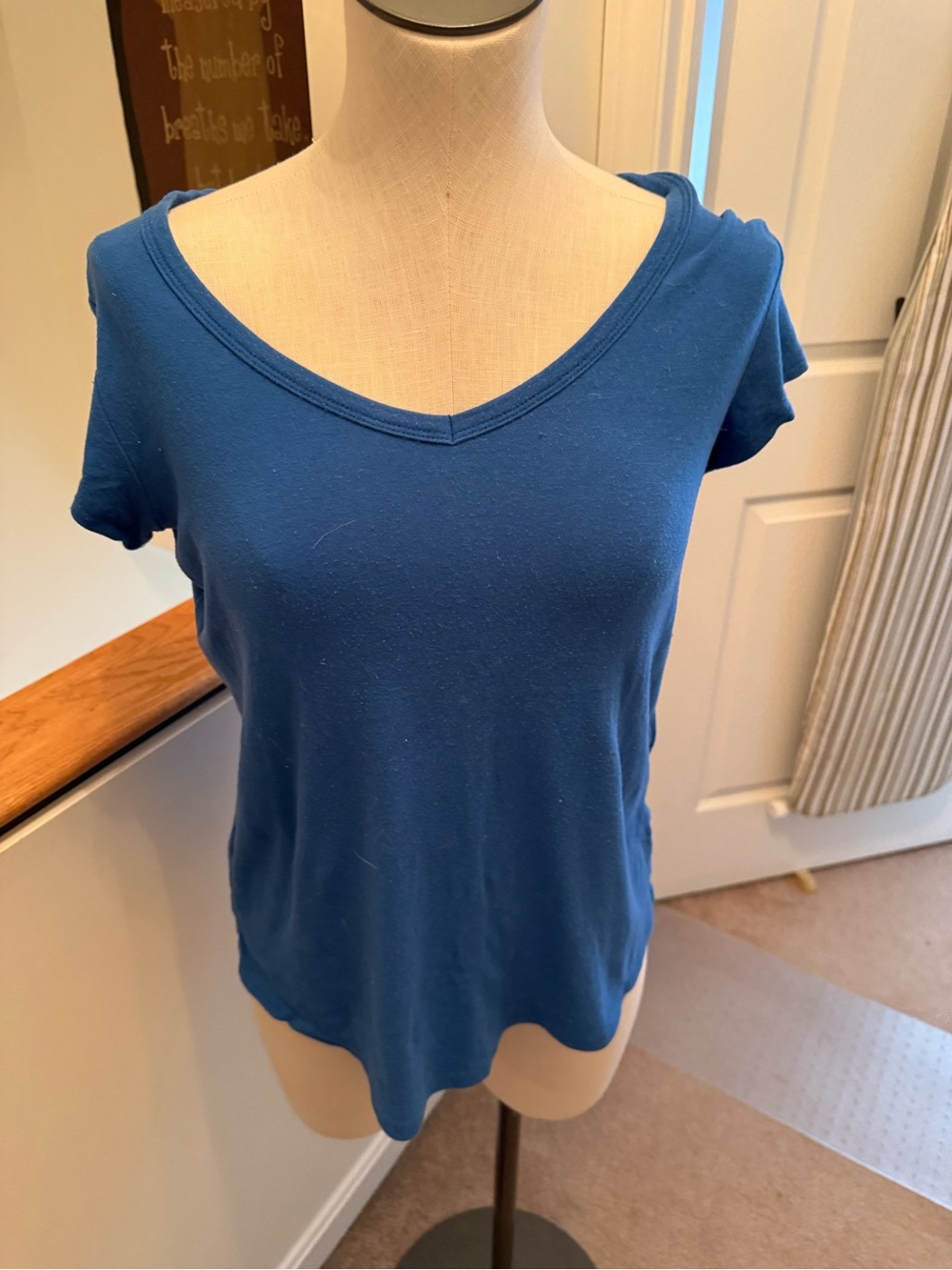 Cynthia Rowley Royal Blue V-Neck Short Sleeve Tee